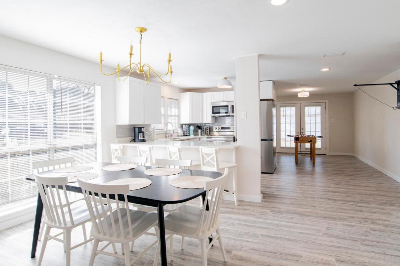 House In Mobile Newly Renovated! Quiet & Centrally Located! Εξωτερικό φωτογραφία